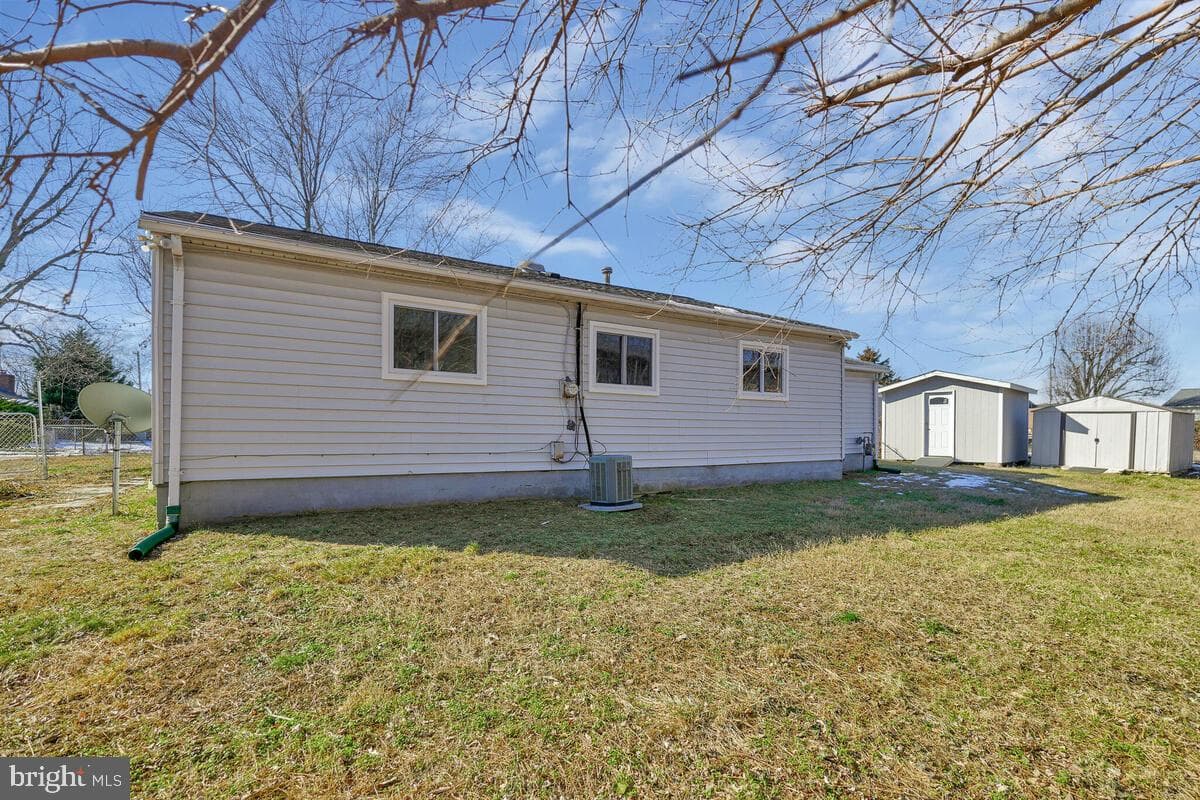 6200 Auth Road photo 28