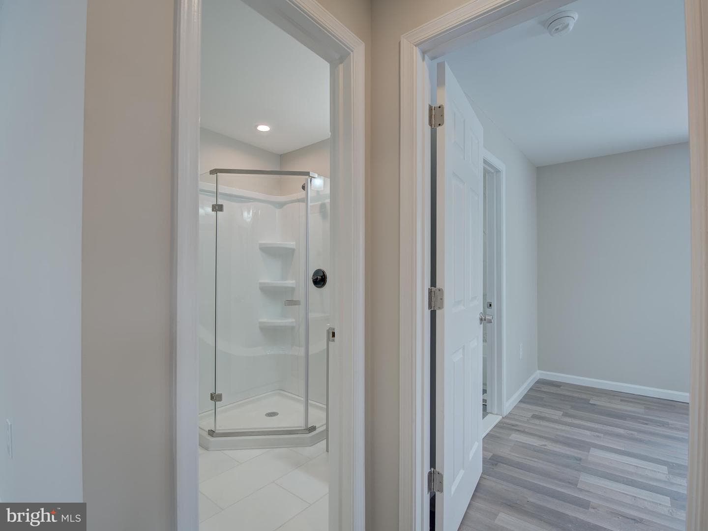 14625 Livingston Road photo 18