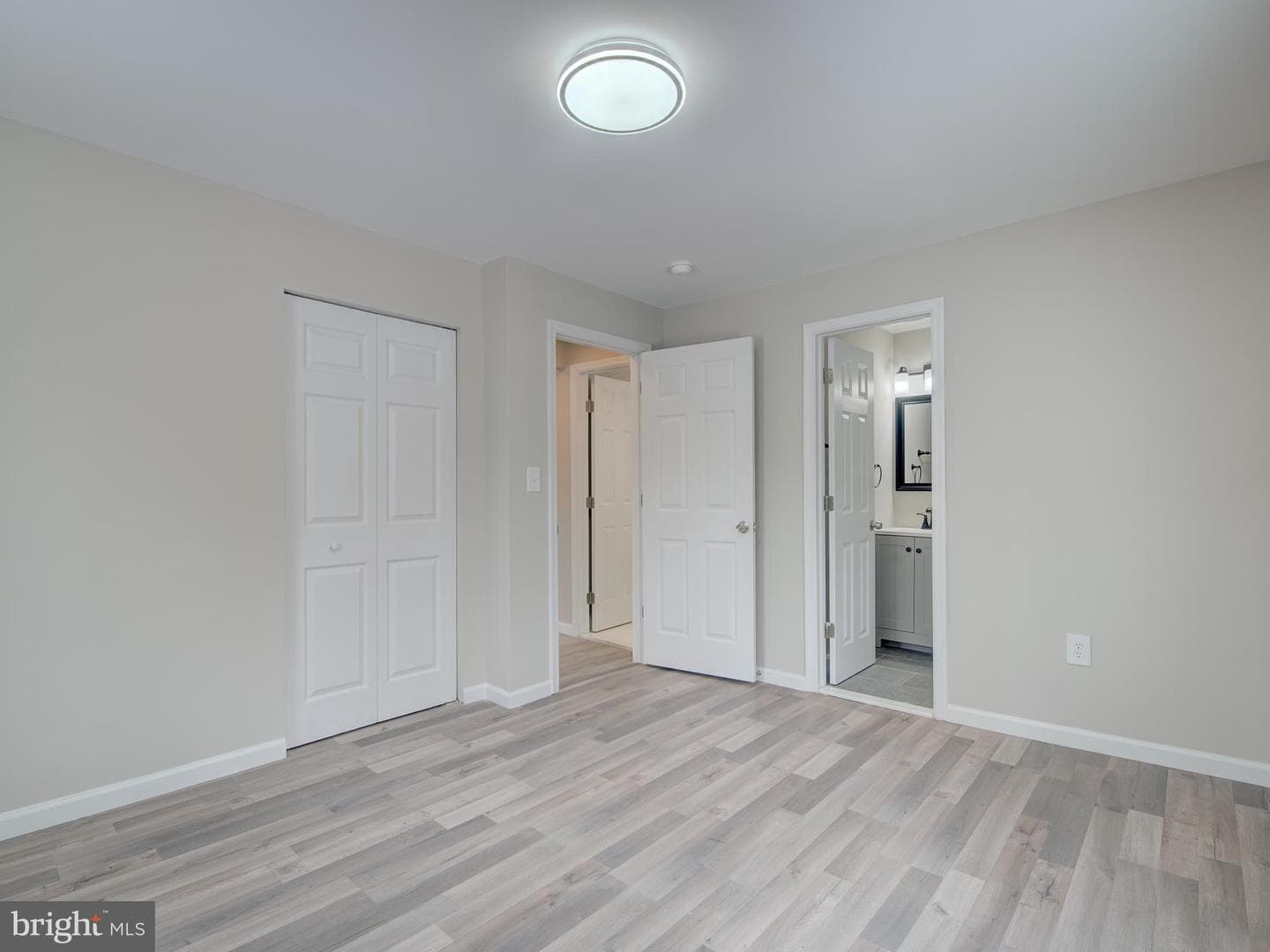 14625 Livingston Road photo 23