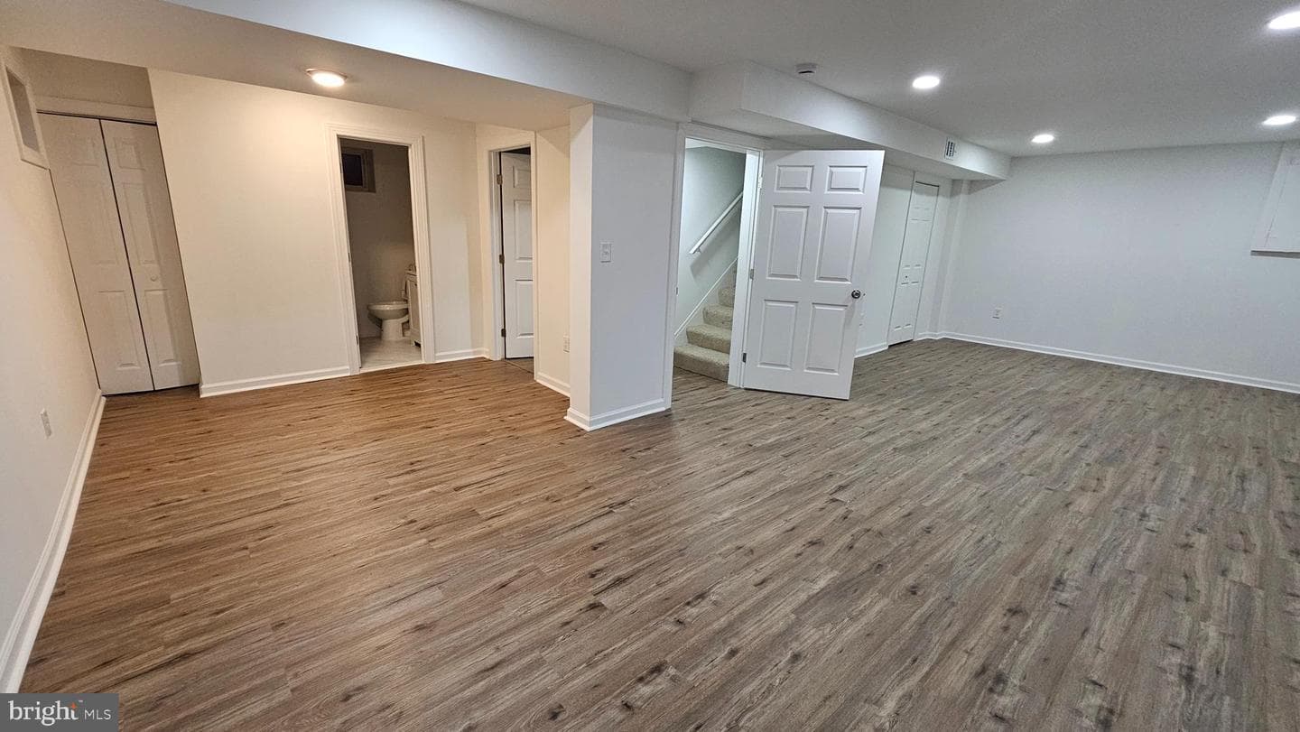 2115 Van Buren Street photo 12