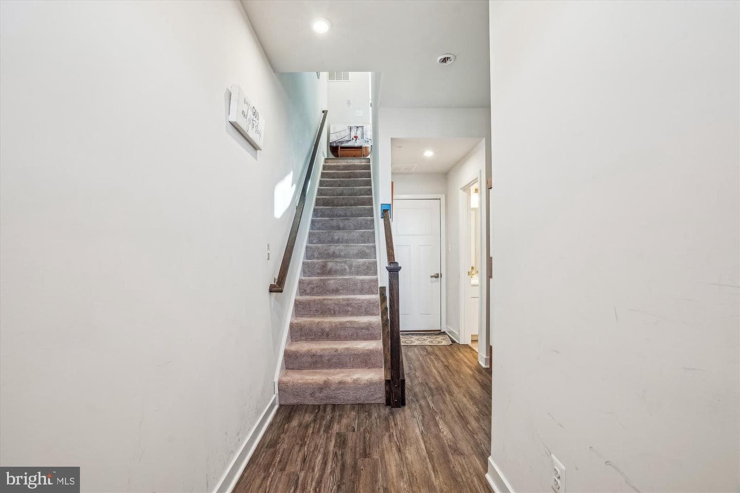 8312 Miner Street photo 34