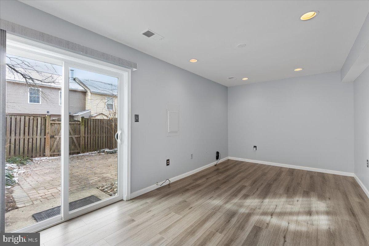 5733 S Hil Mar Circle photo 16