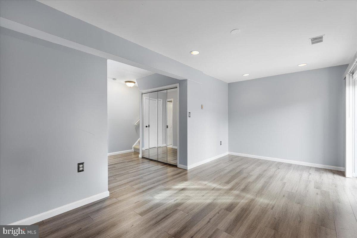 5733 S Hil Mar Circle photo 17