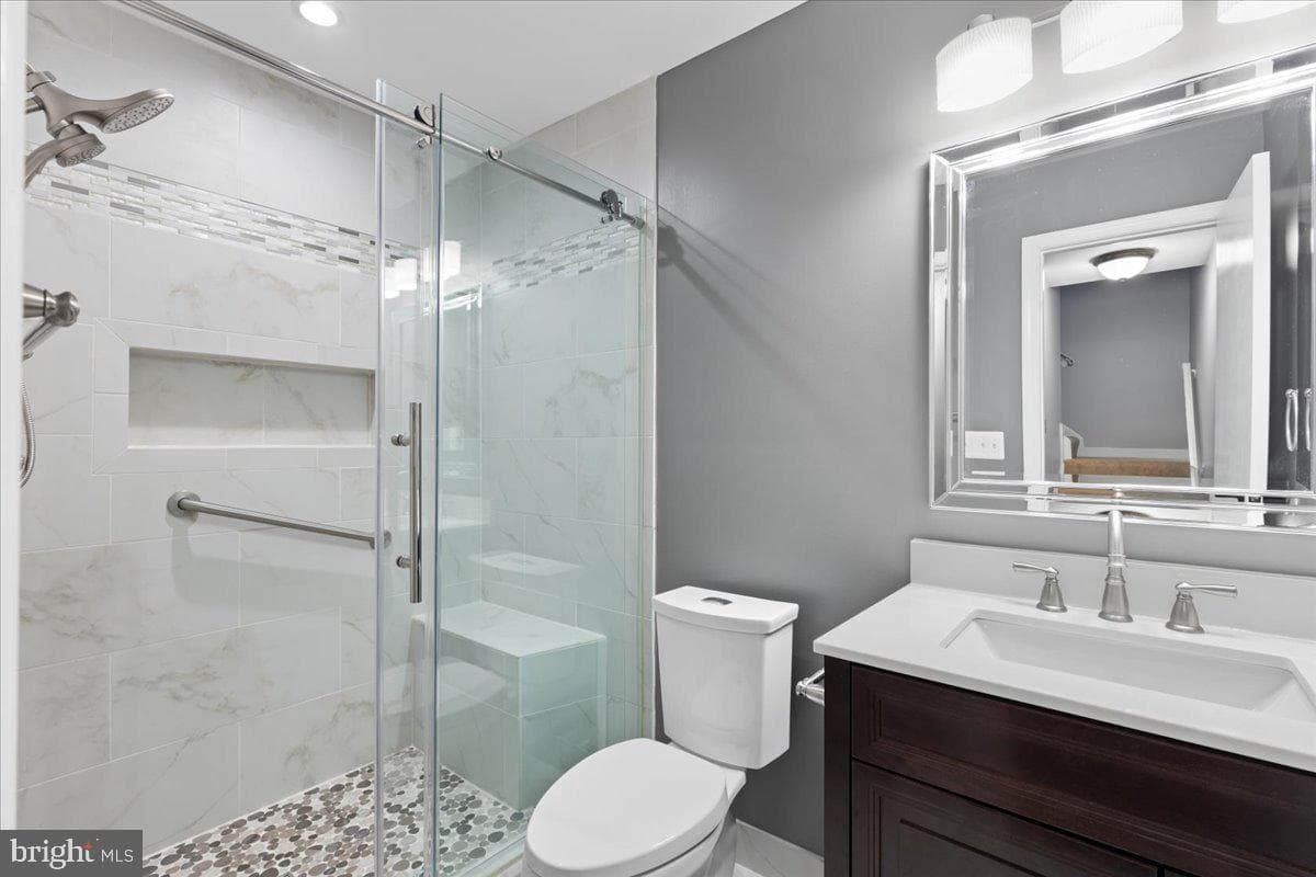 5733 S Hil Mar Circle photo 18