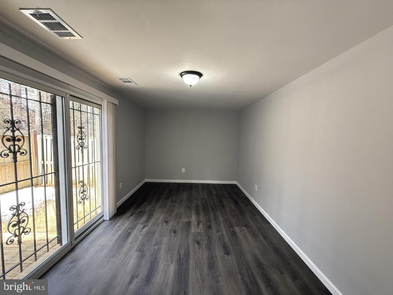 1806 Village Green Drive #d-99 photo 35