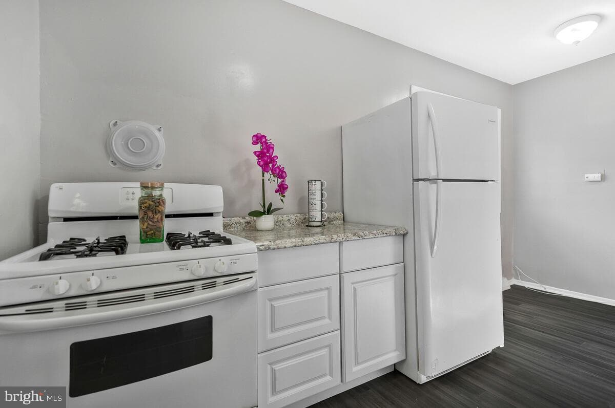 1408 Birchwood Drive photo 9