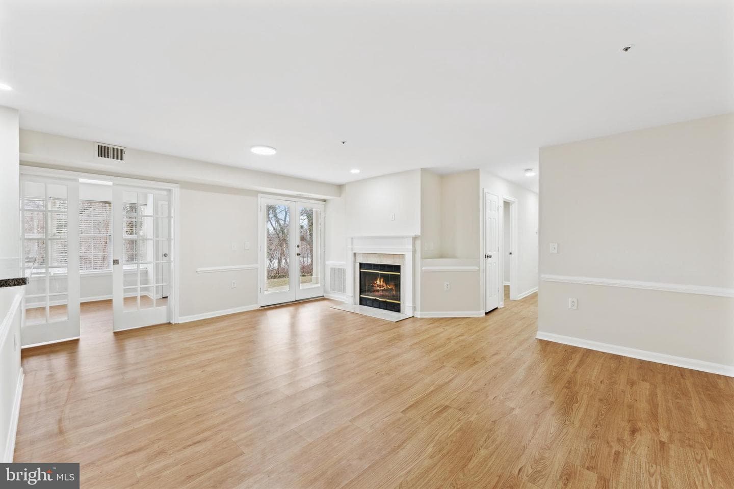 9804 Lake Pointe Court #104 photo 5