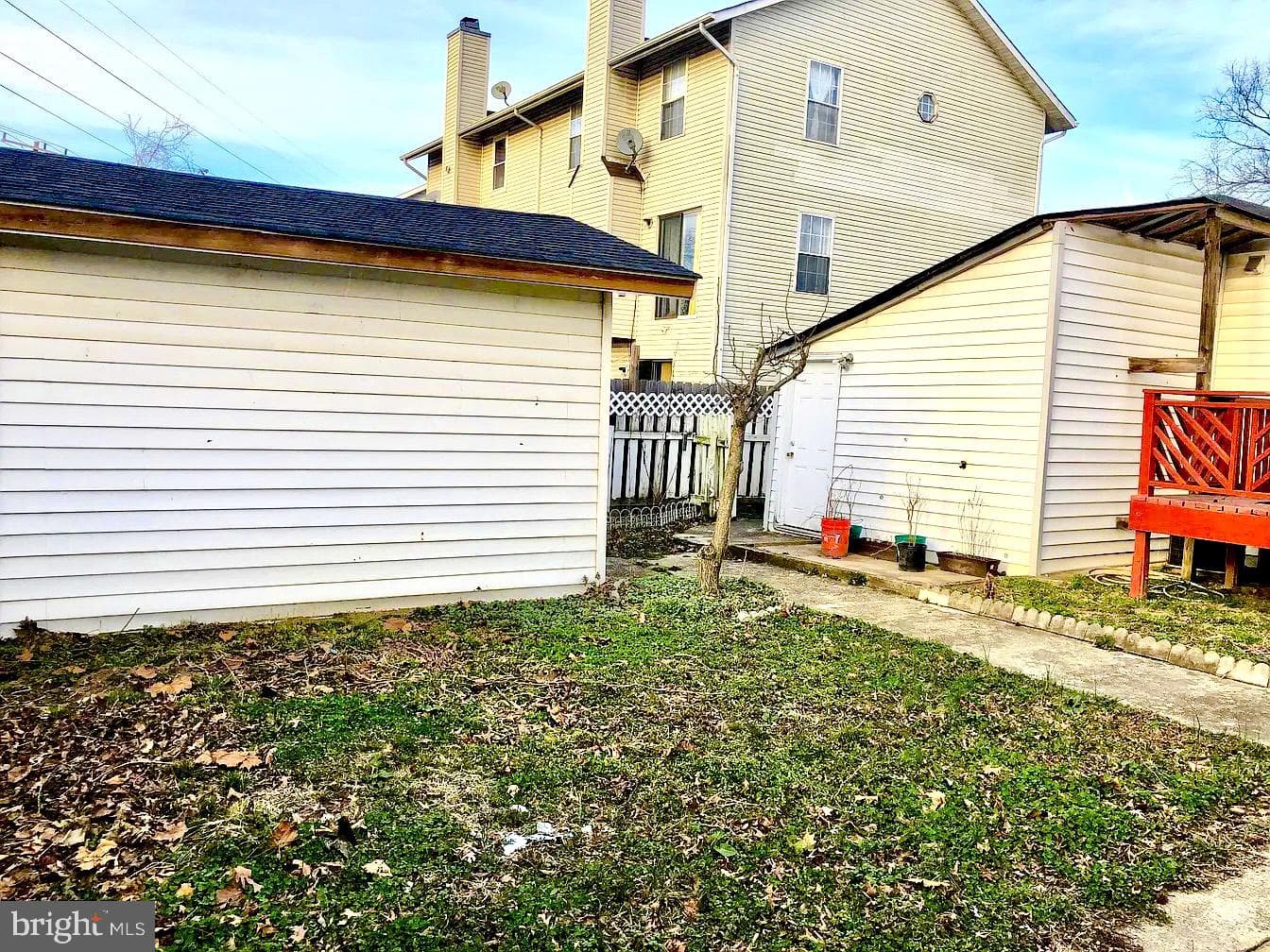 7922 24th Avenue photo 3