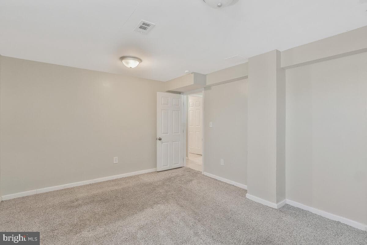 5102 60th Avenue photo 25