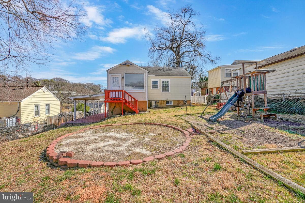 5102 60th Avenue photo 3
