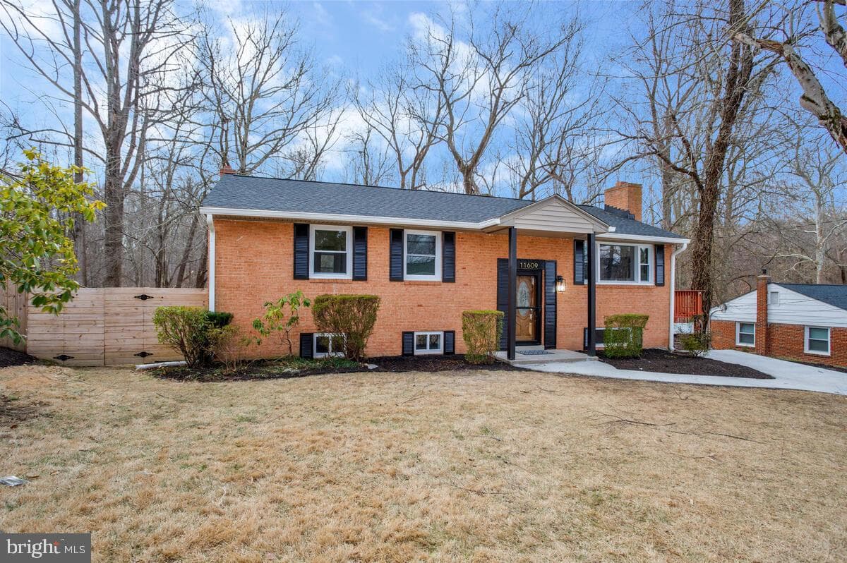 11609 Tyre Street photo 26