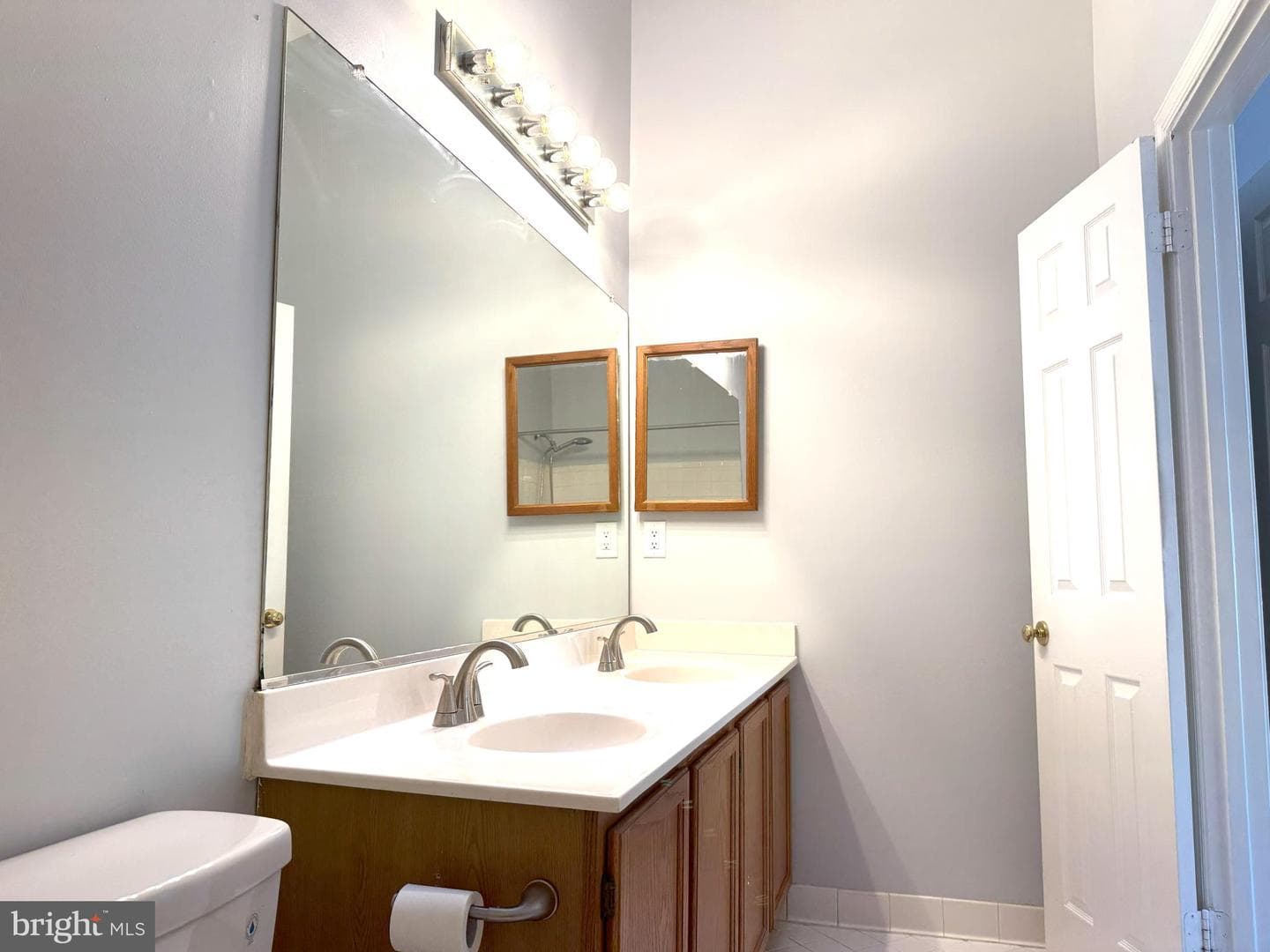 618 Evening Star Place photo 23