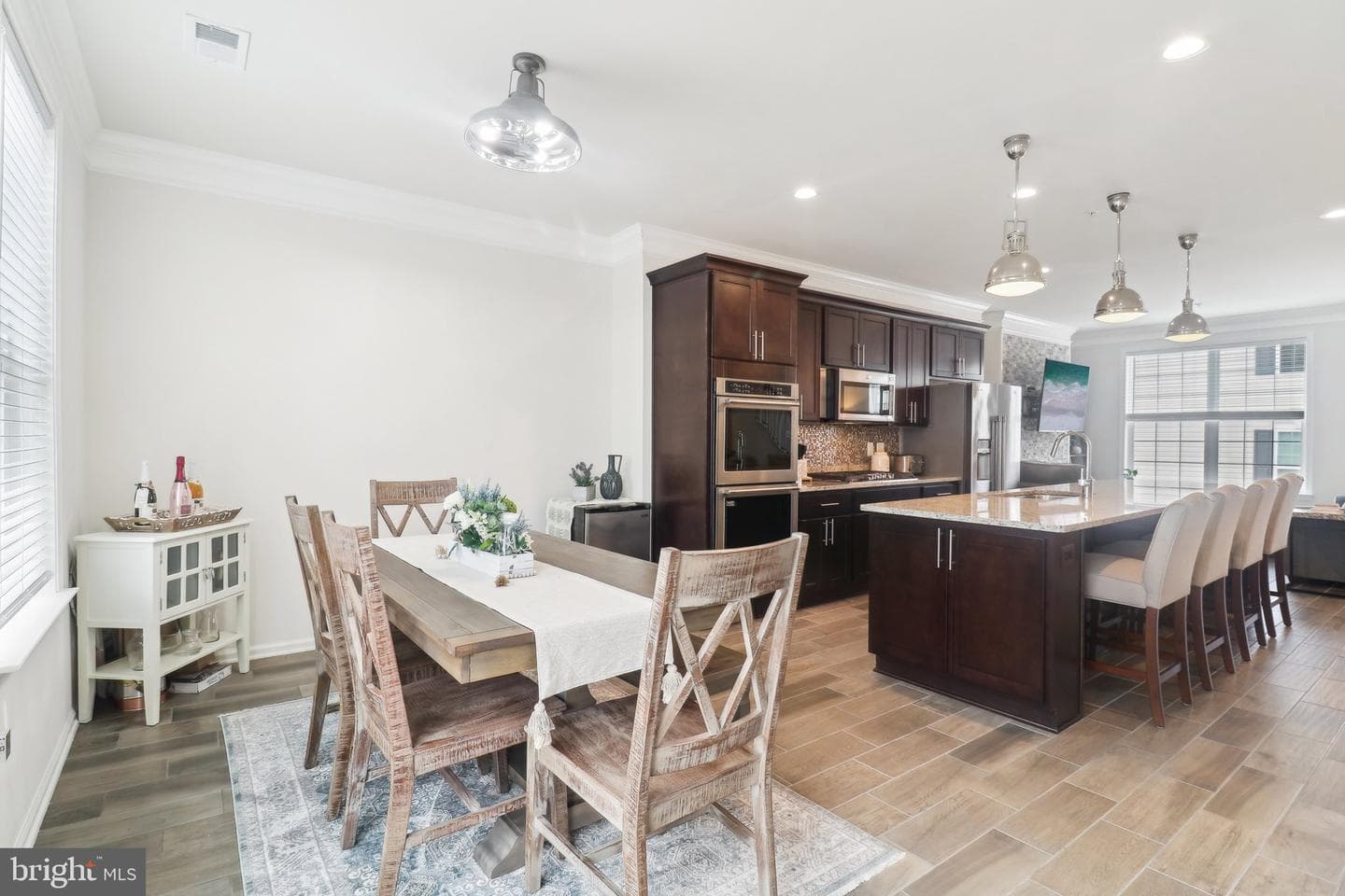 5329 Greenwich Circle photo 14
