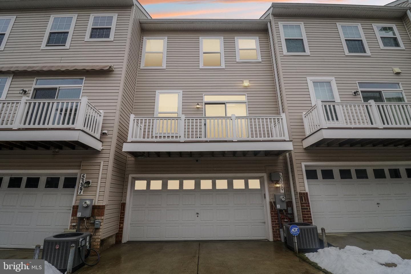 5329 Greenwich Circle photo 42
