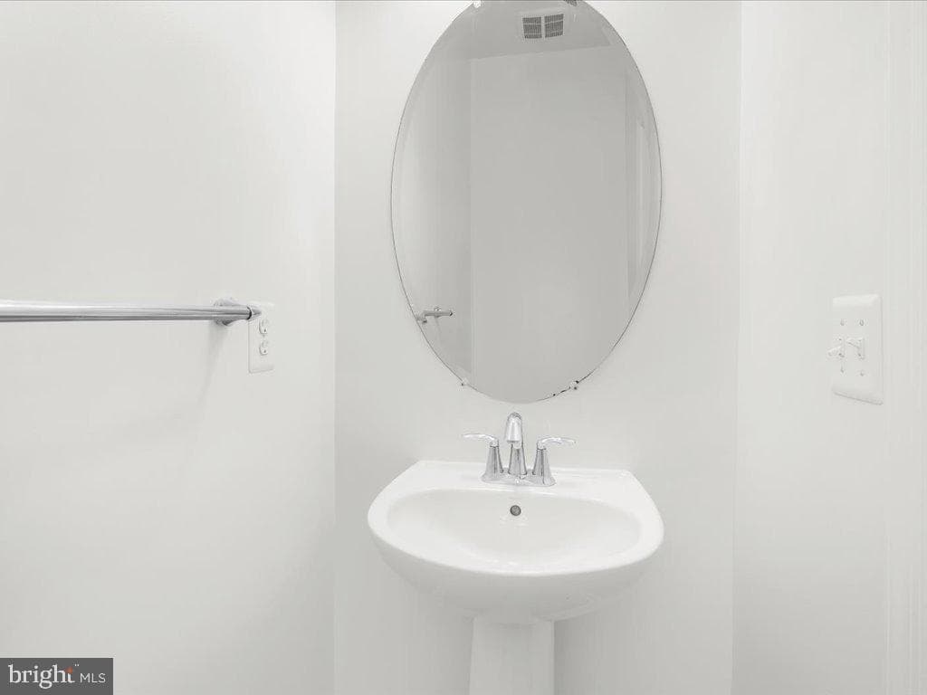 520 Victorianna Drive photo 13