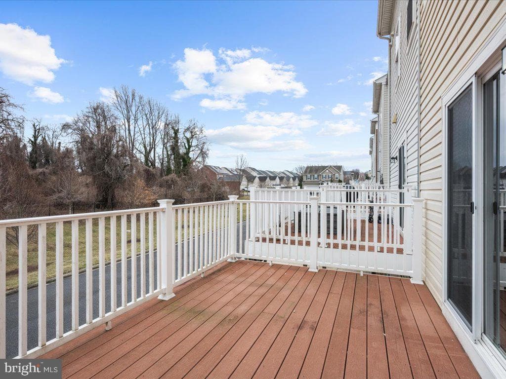 520 Victorianna Drive photo 35