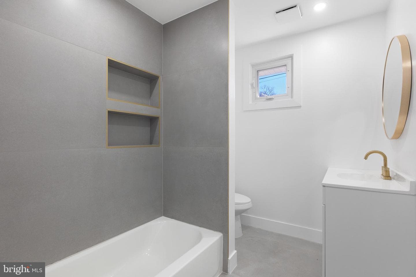 6620 Pine Grove Drive photo 9