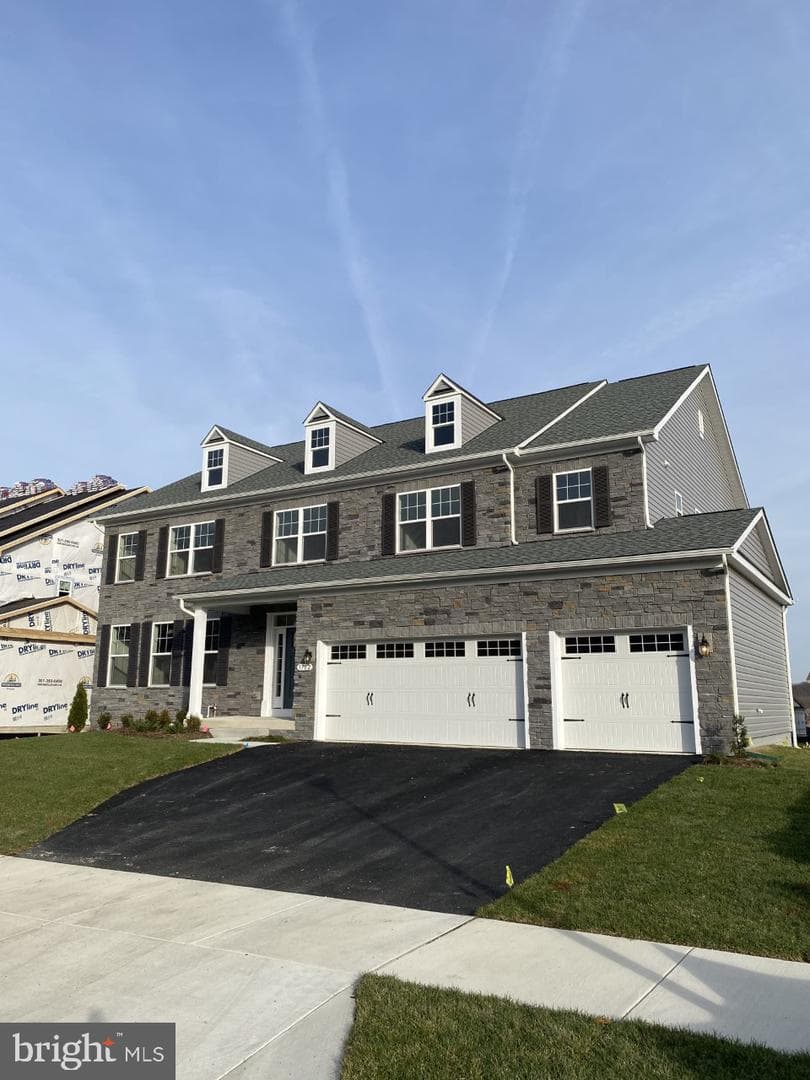 15715 Henrietta Drive photo 2