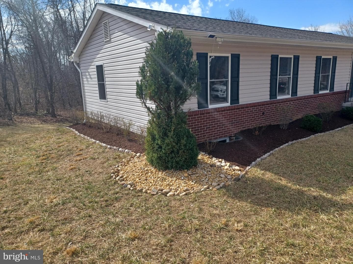 15205 Peerless Avenue photo 5