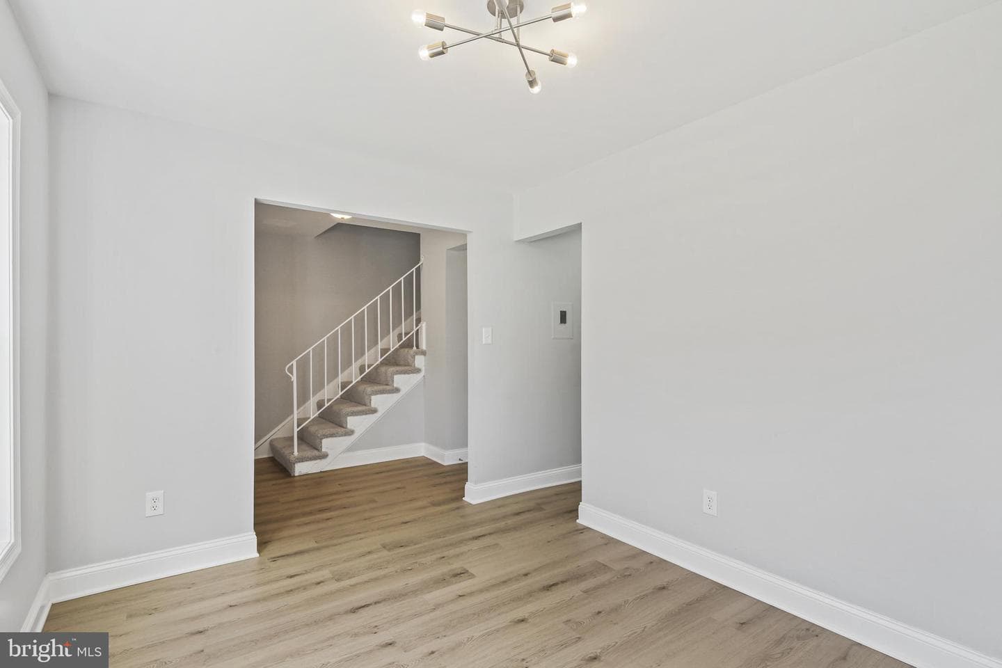 7984 Lakecrest Drive photo 20