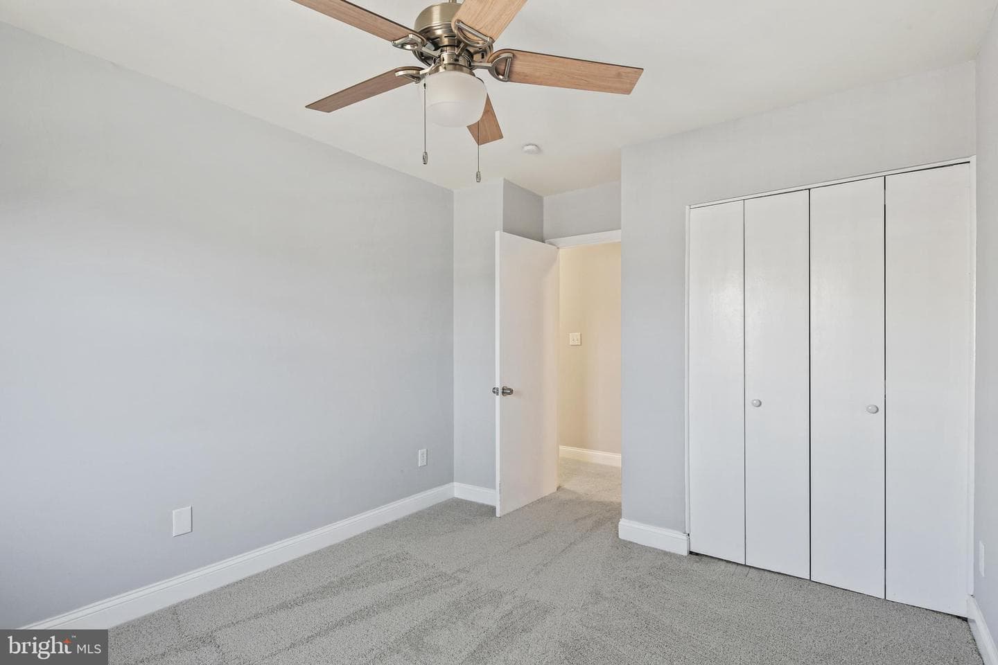 7984 Lakecrest Drive photo 31