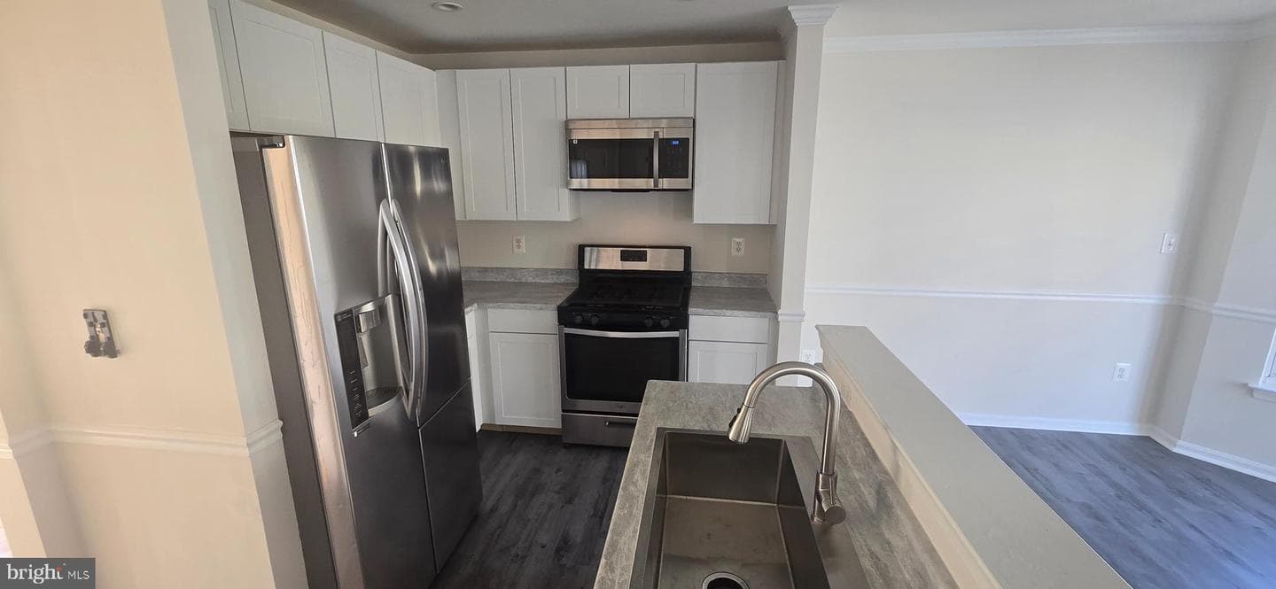 7109 Starboard Drive photo 4