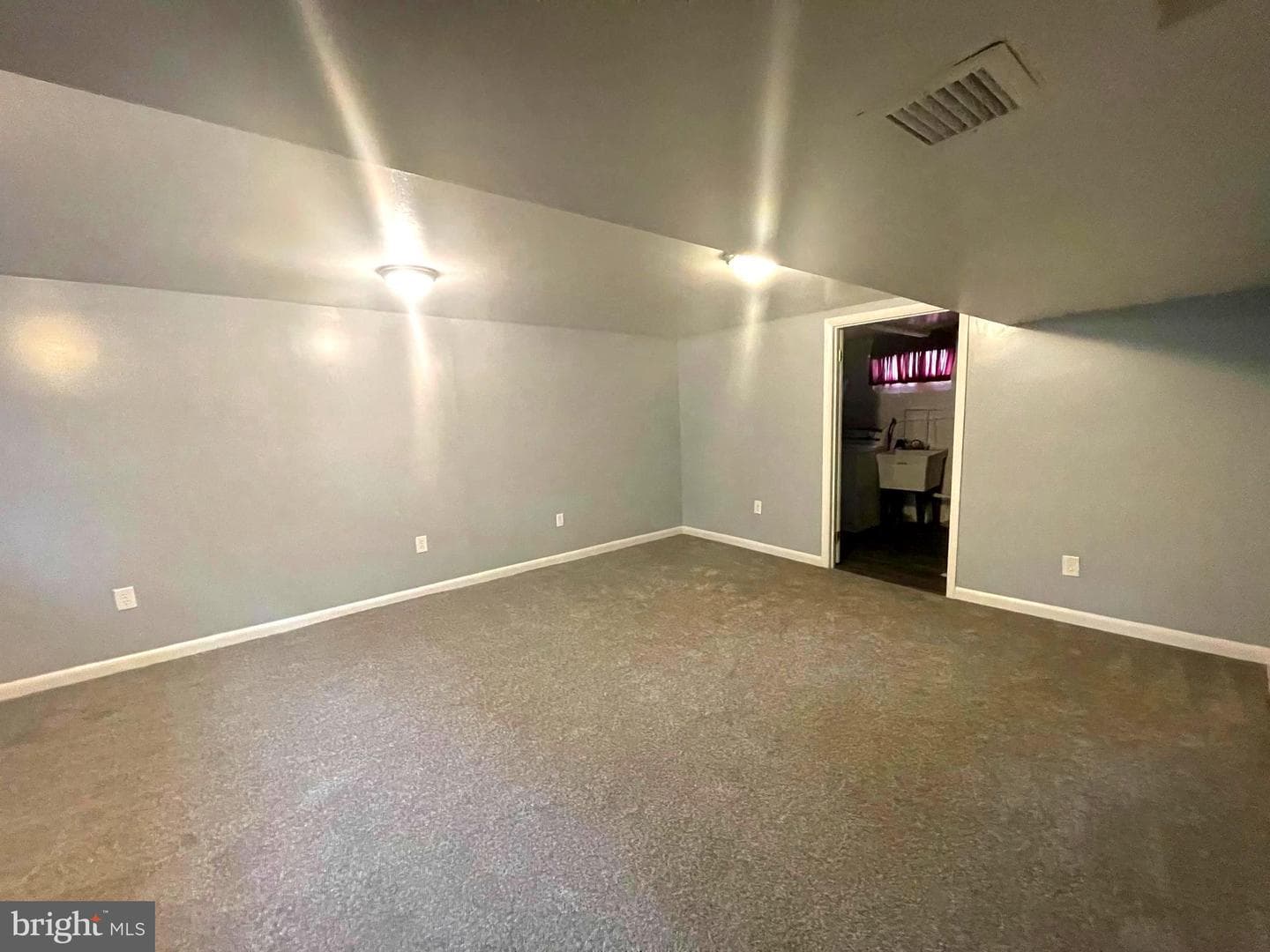 5028 Roseld Court photo 16