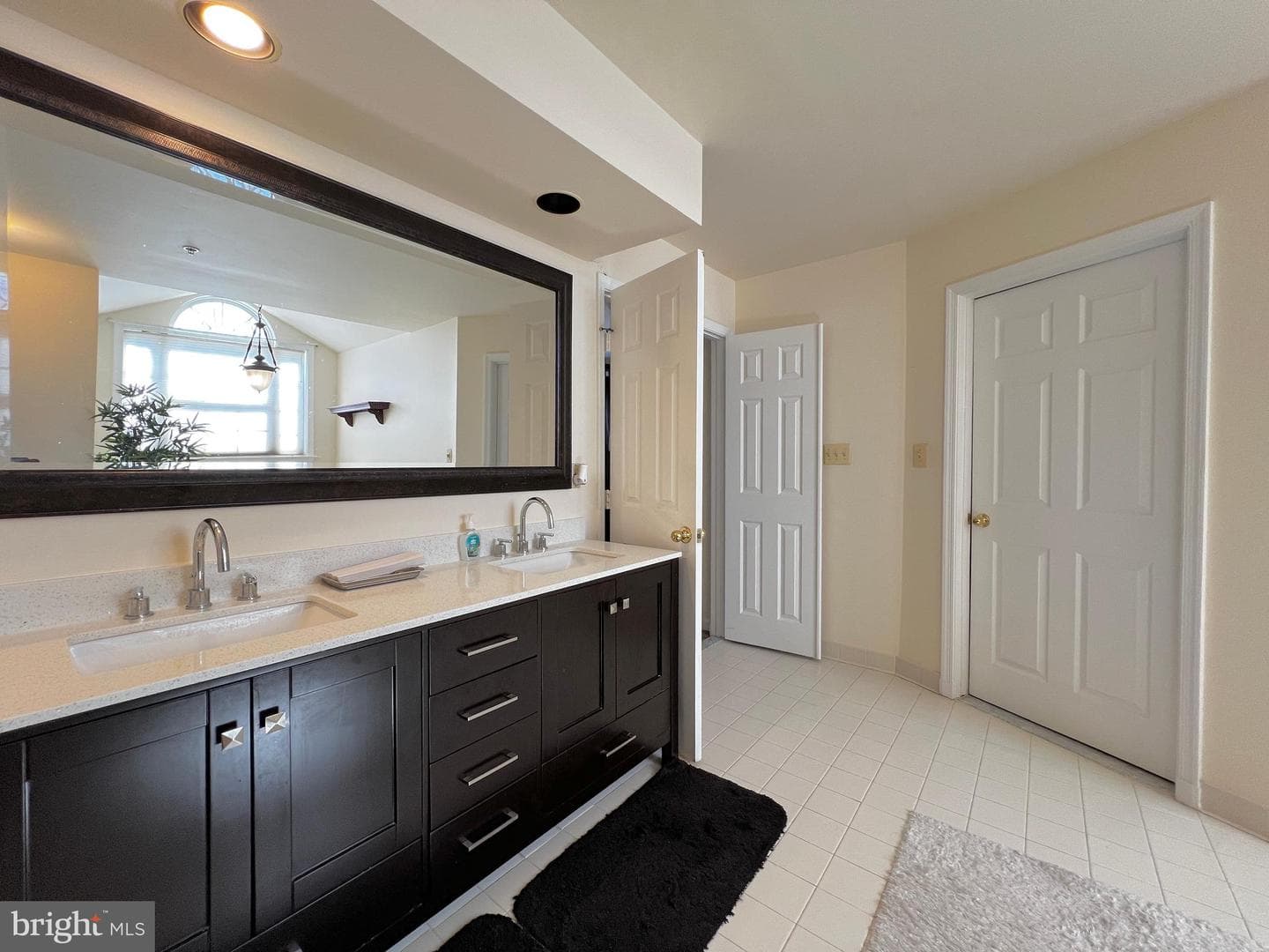 14402 Town Farm Road photo 53