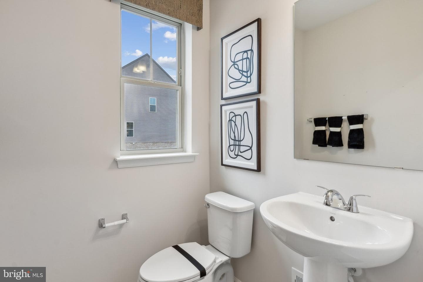 16906 Saint William Way photo 10