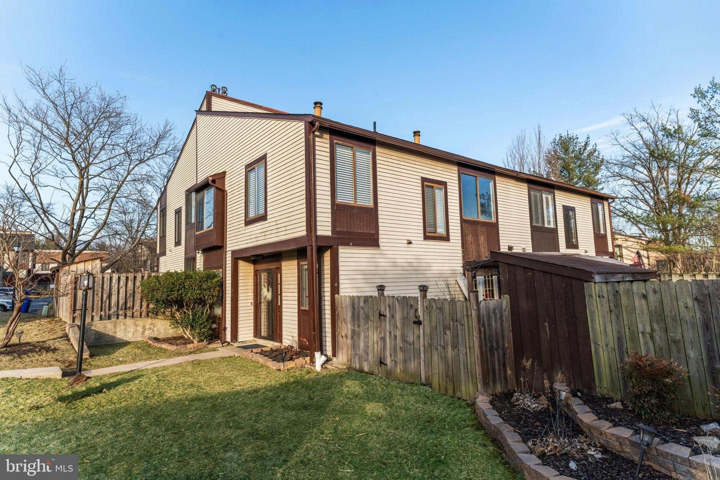 15811 Deer Creek Court photo 2