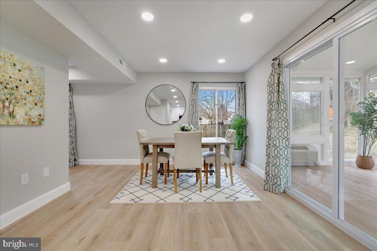 10703 Woodlawn Boulevard photo 8
