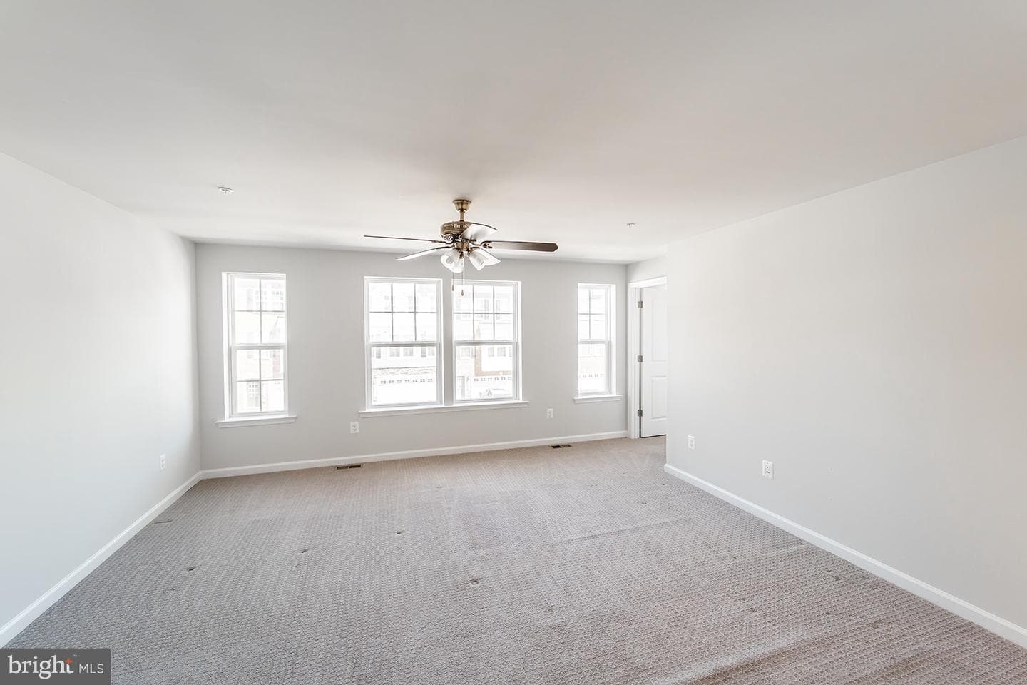 9721 Glassy Creek Way photo 29