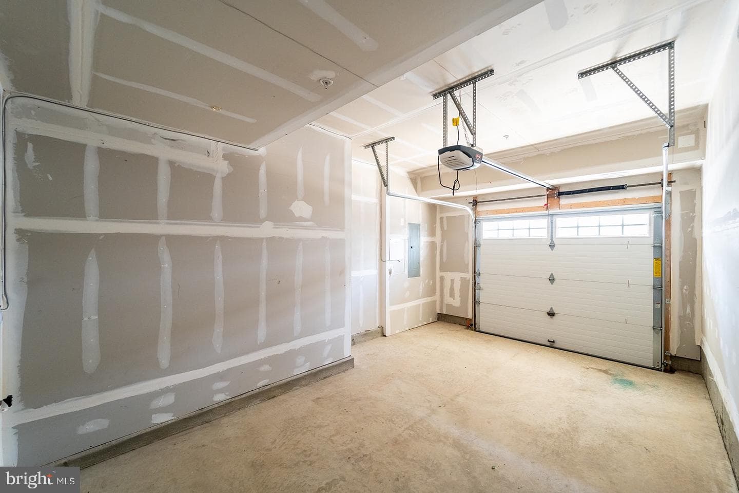 9721 Glassy Creek Way photo 51