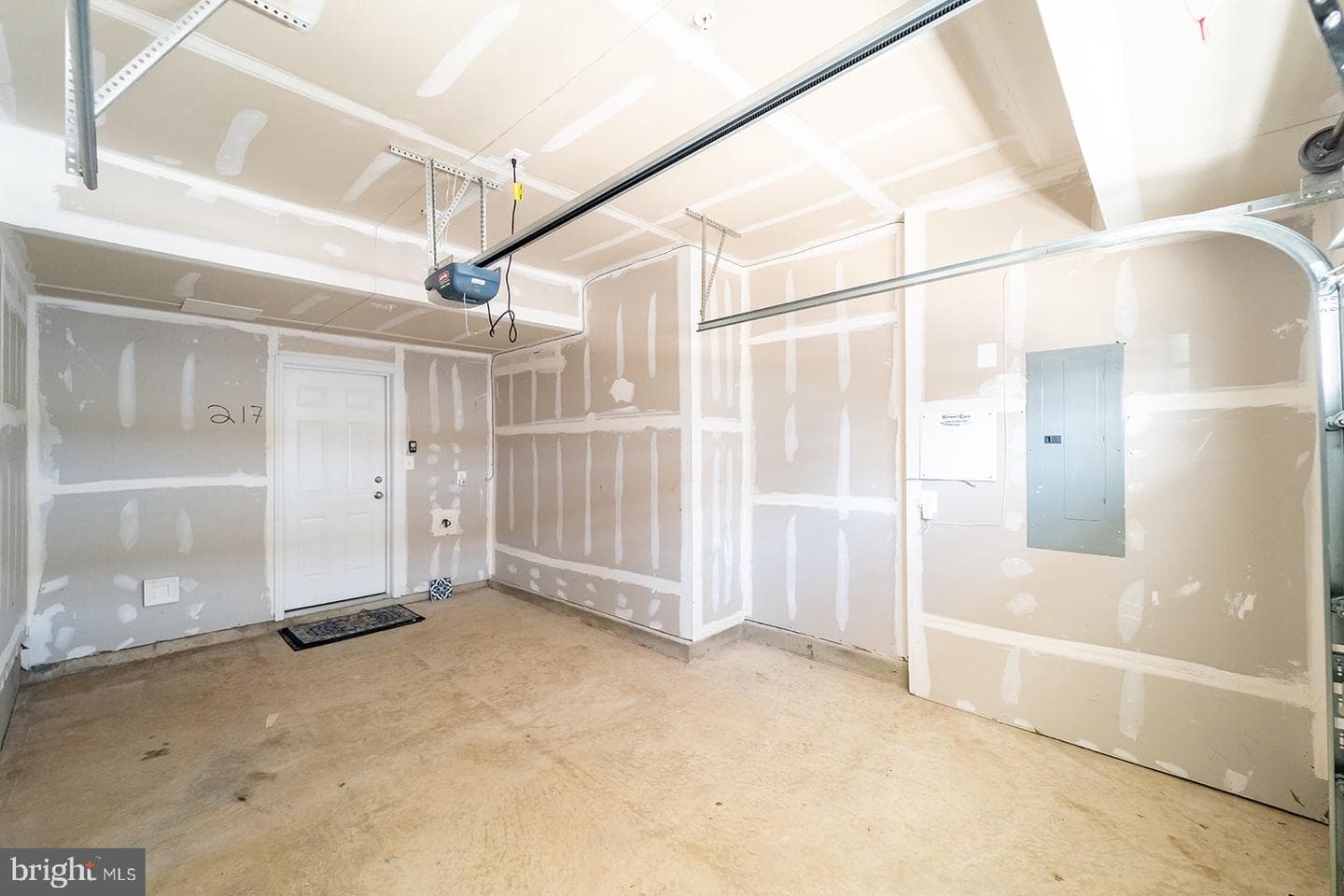 9721 Glassy Creek Way photo 52