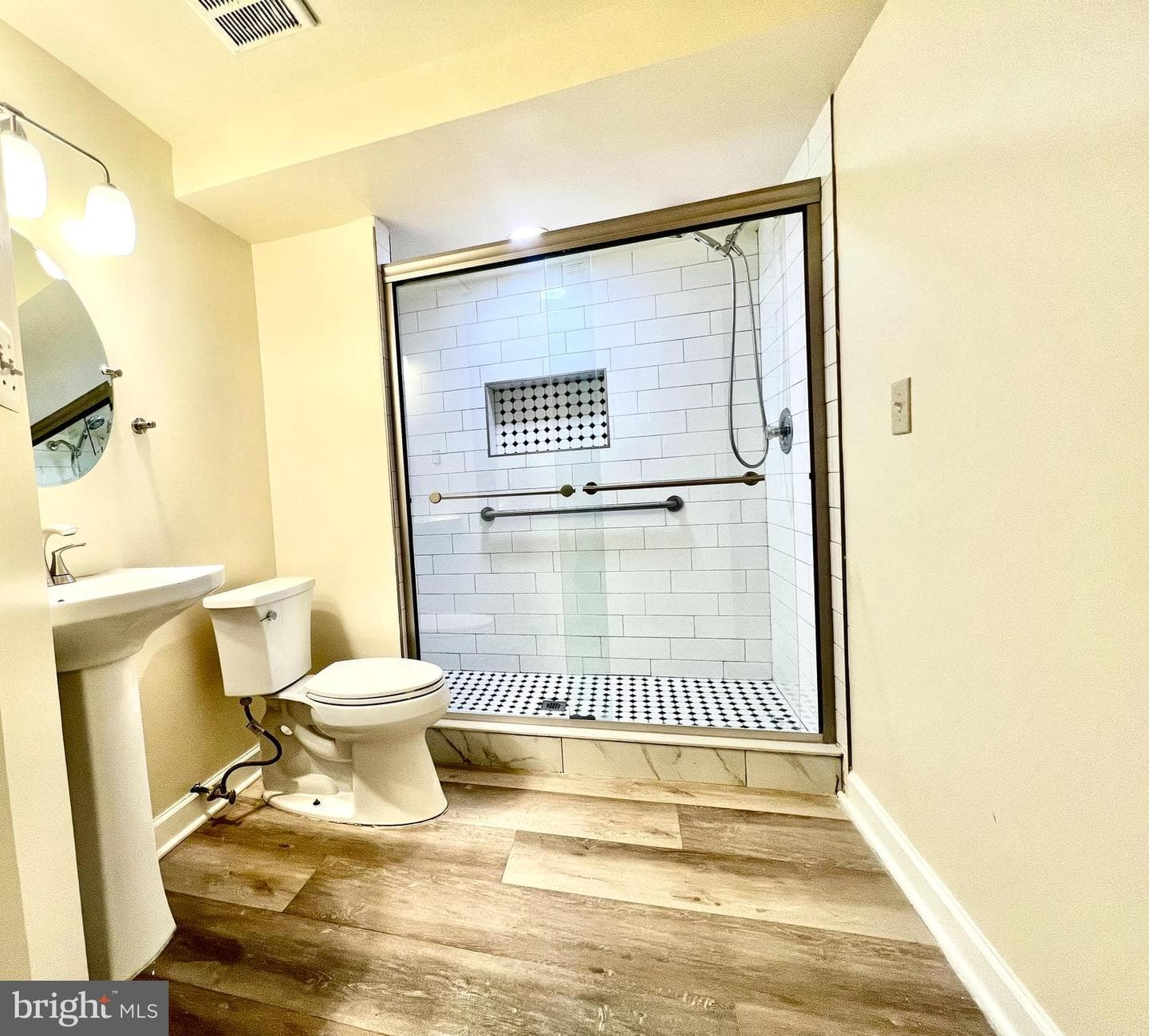 8017 Tiffany Lane photo 10