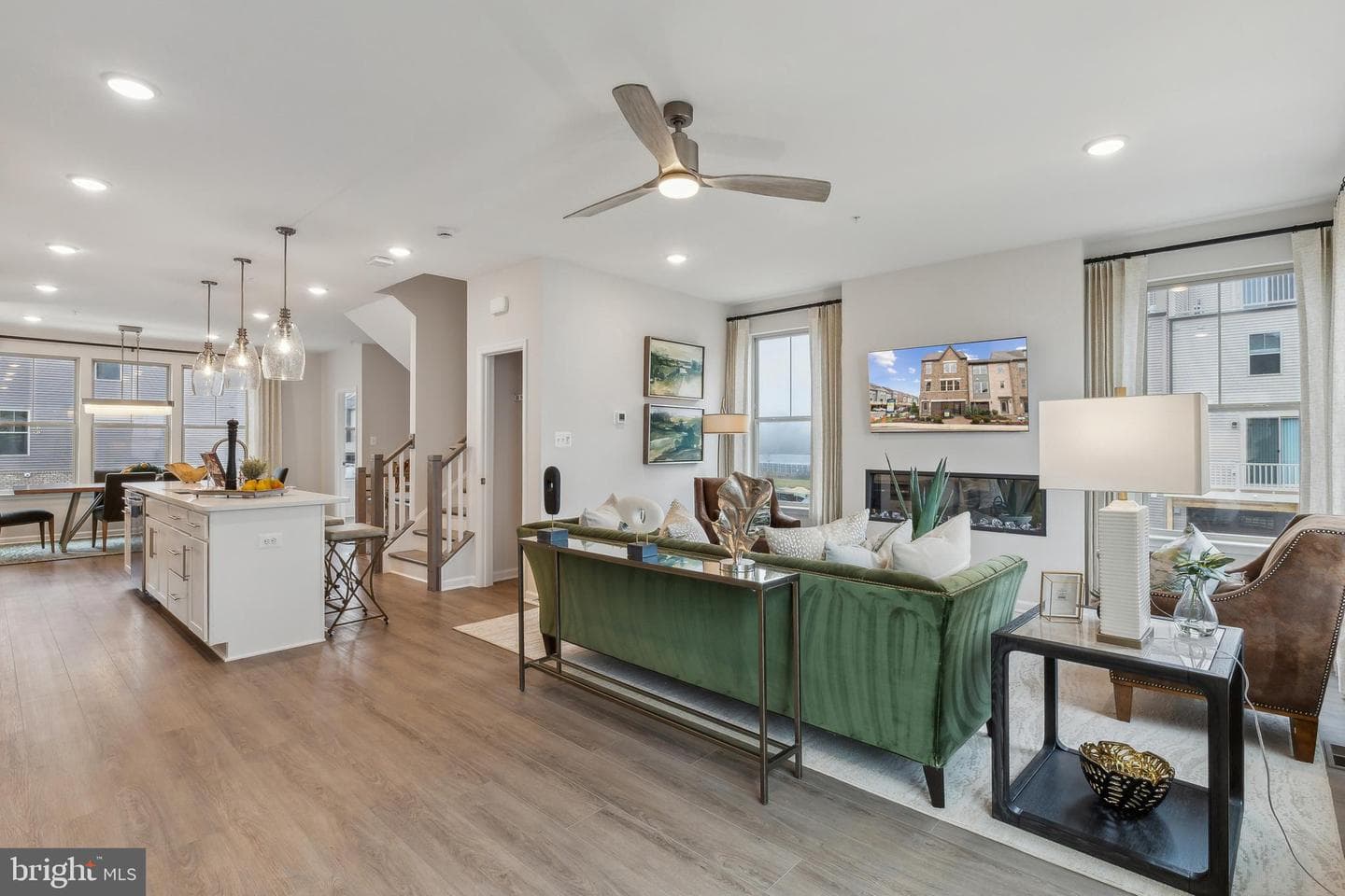 3409 Saint Robin Lane photo 4