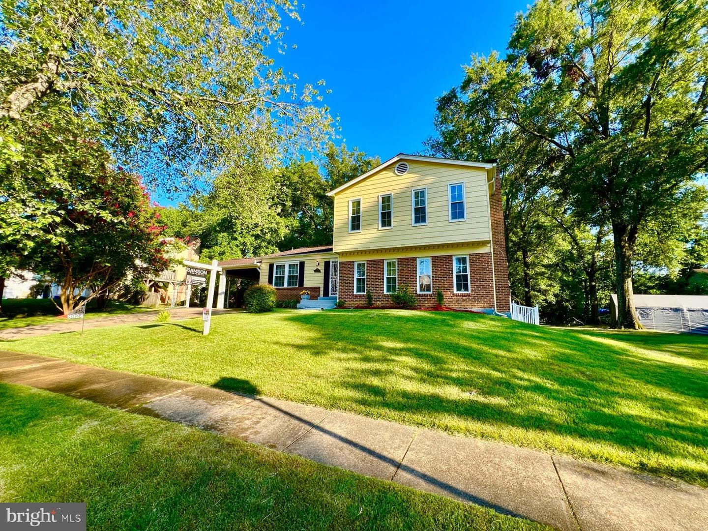 8924 Bluffwood Lane photo 1
