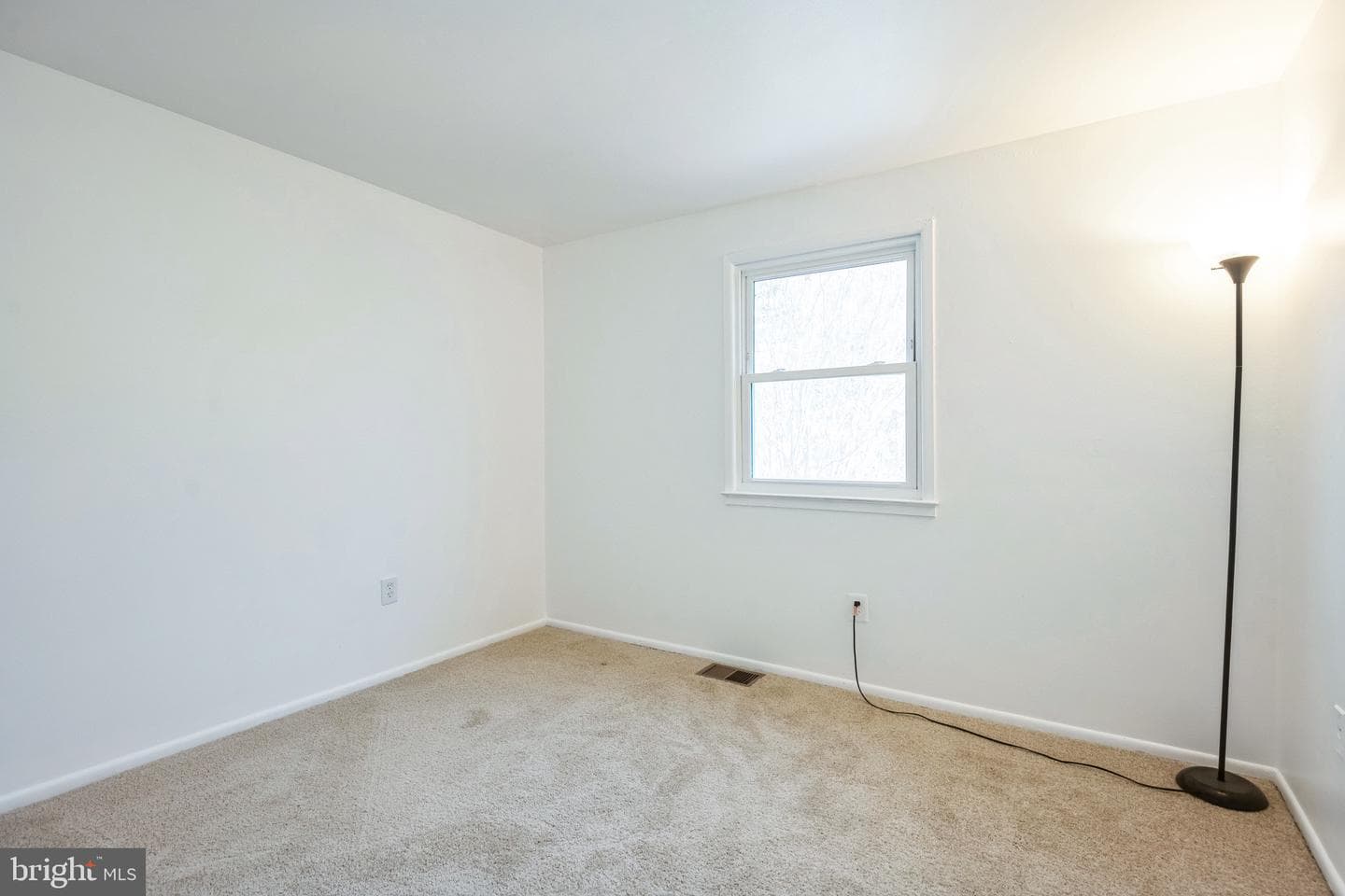 8811 Fairhaven Avenue photo 25