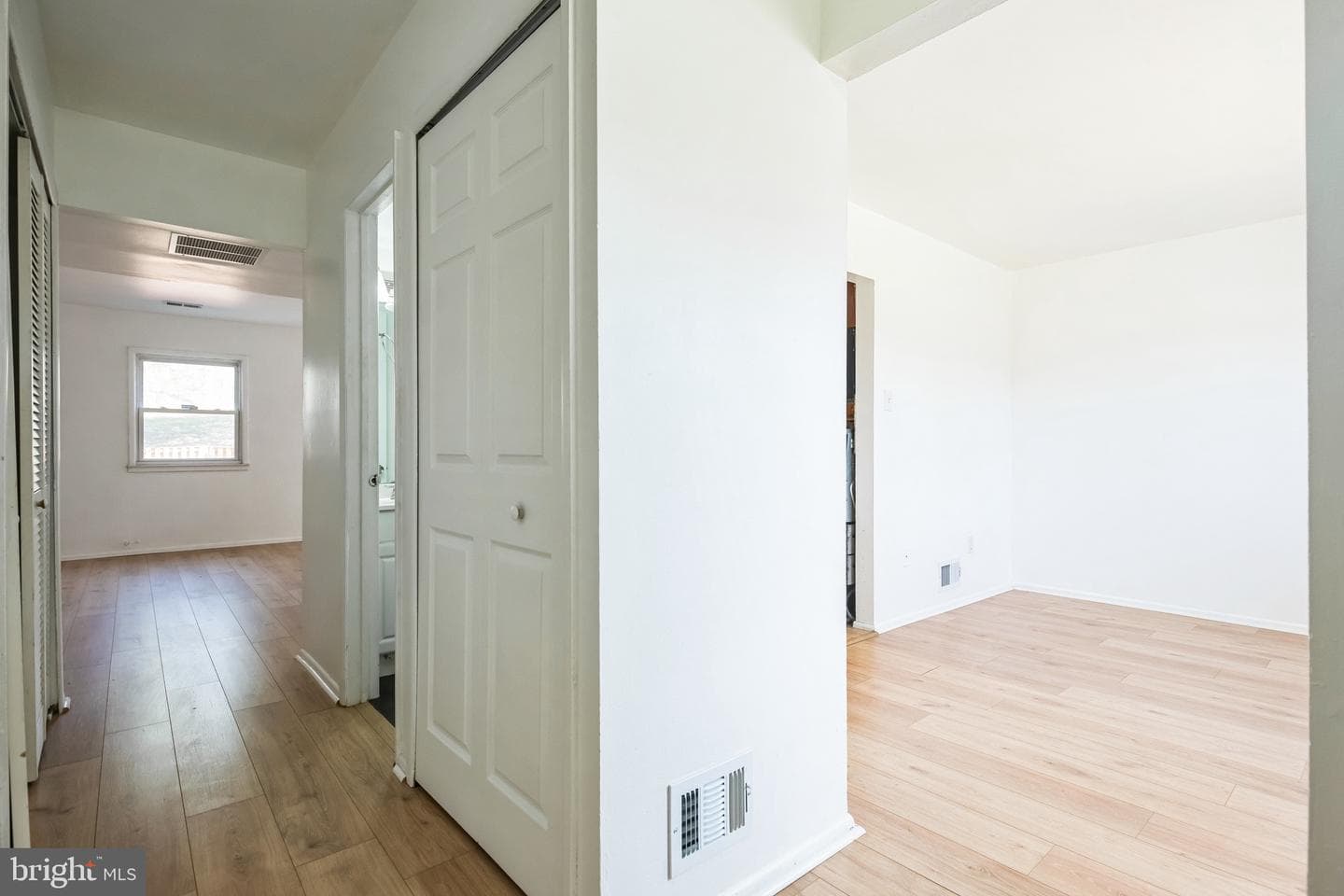 8811 Fairhaven Avenue photo 3
