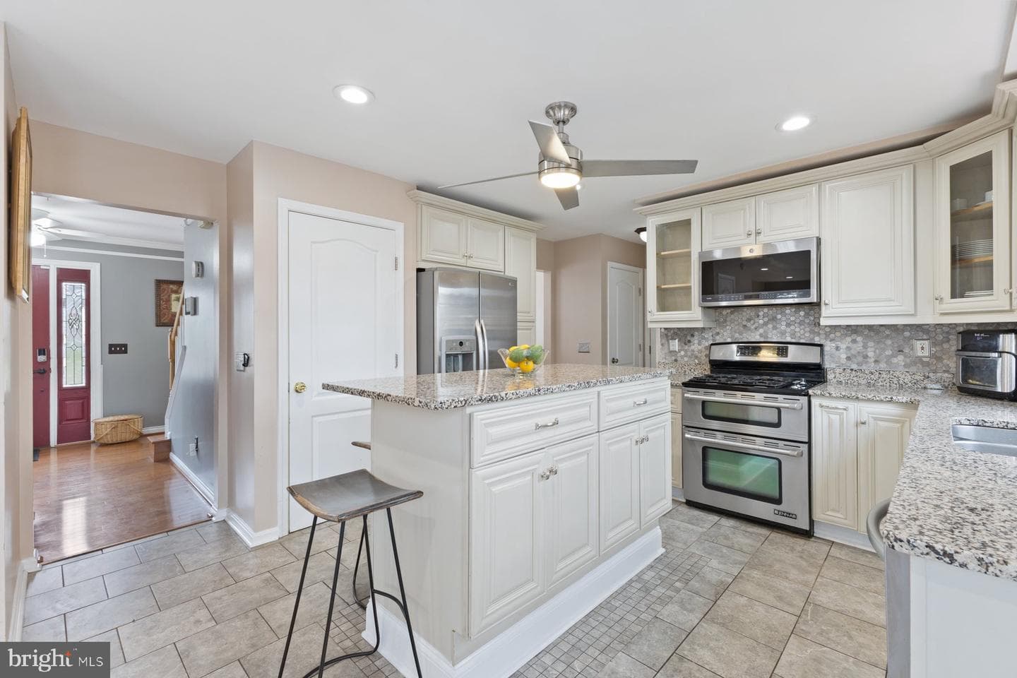 7930 Orchard Park Way photo 12