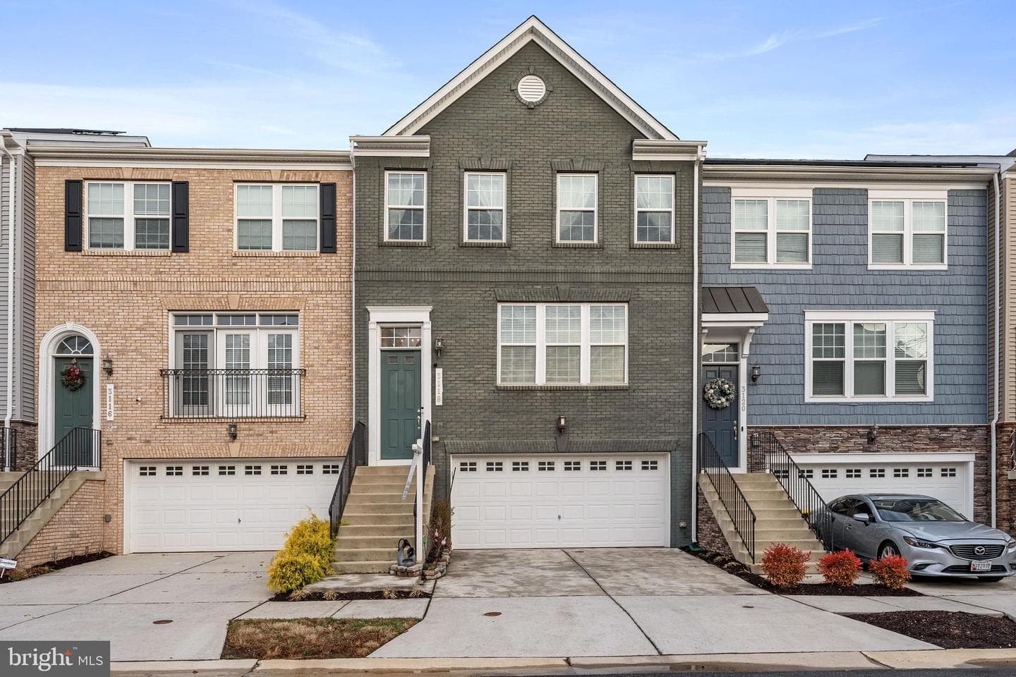 3118 Belair Gate photo 1