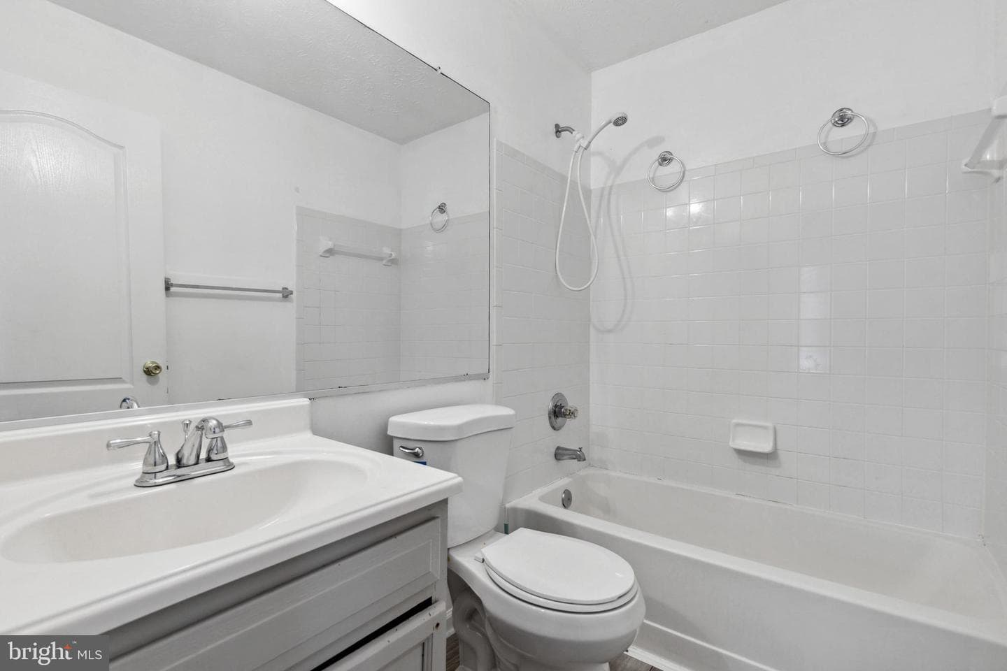 9924 Prince Royal Place photo 13