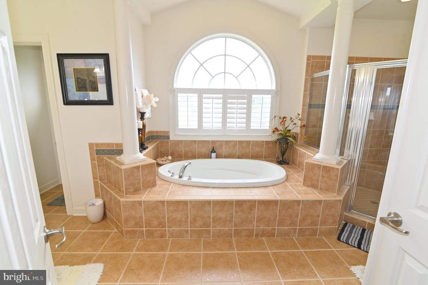 301 Lismore Drive photo 66