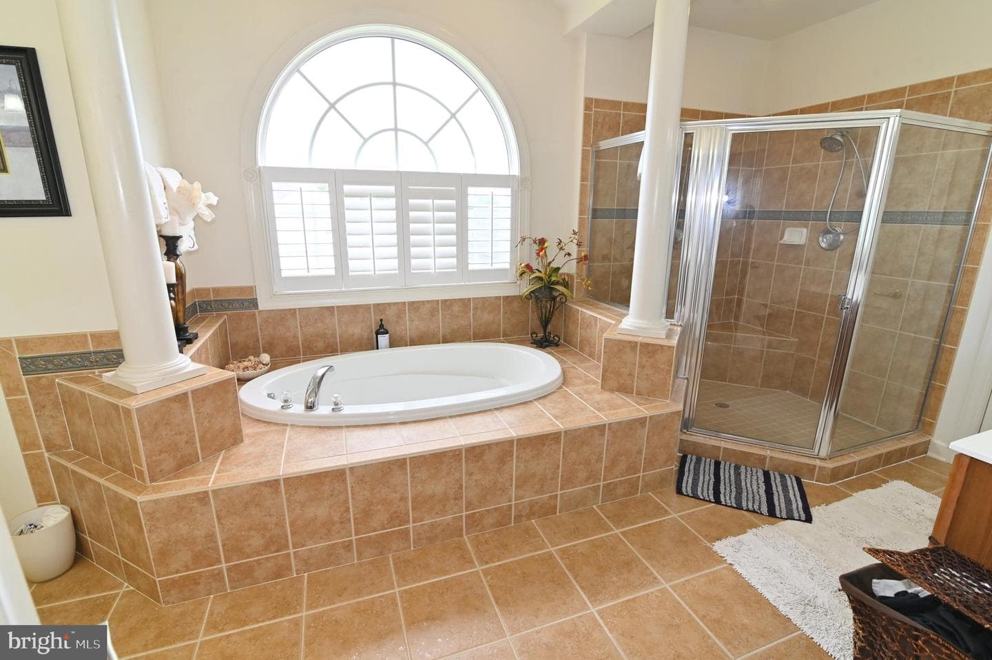 301 Lismore Drive photo 68