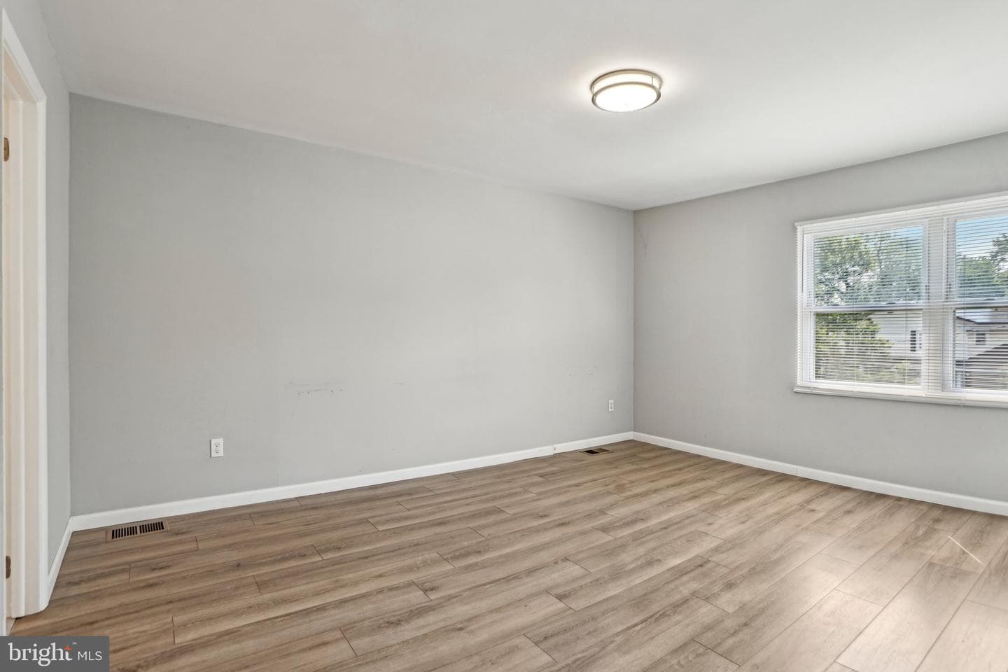 3509 Tyrol Drive photo 13