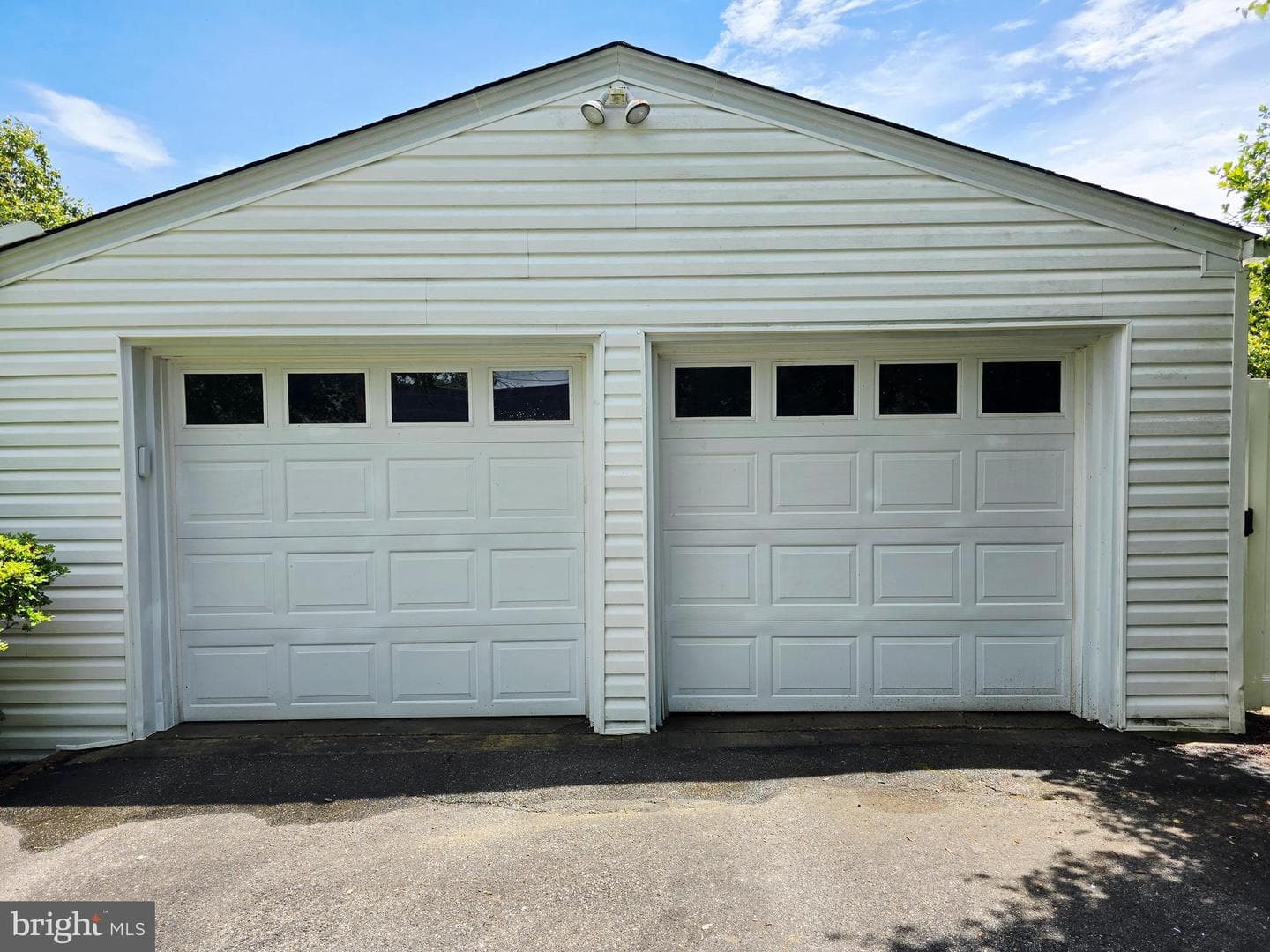 6103 Manor Road photo 5