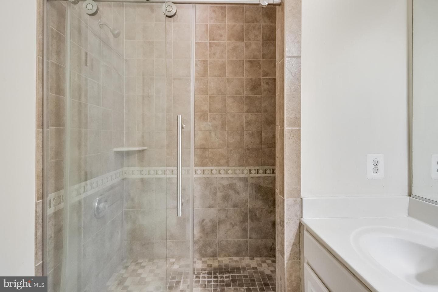 4240 Talmadge Circle photo 19