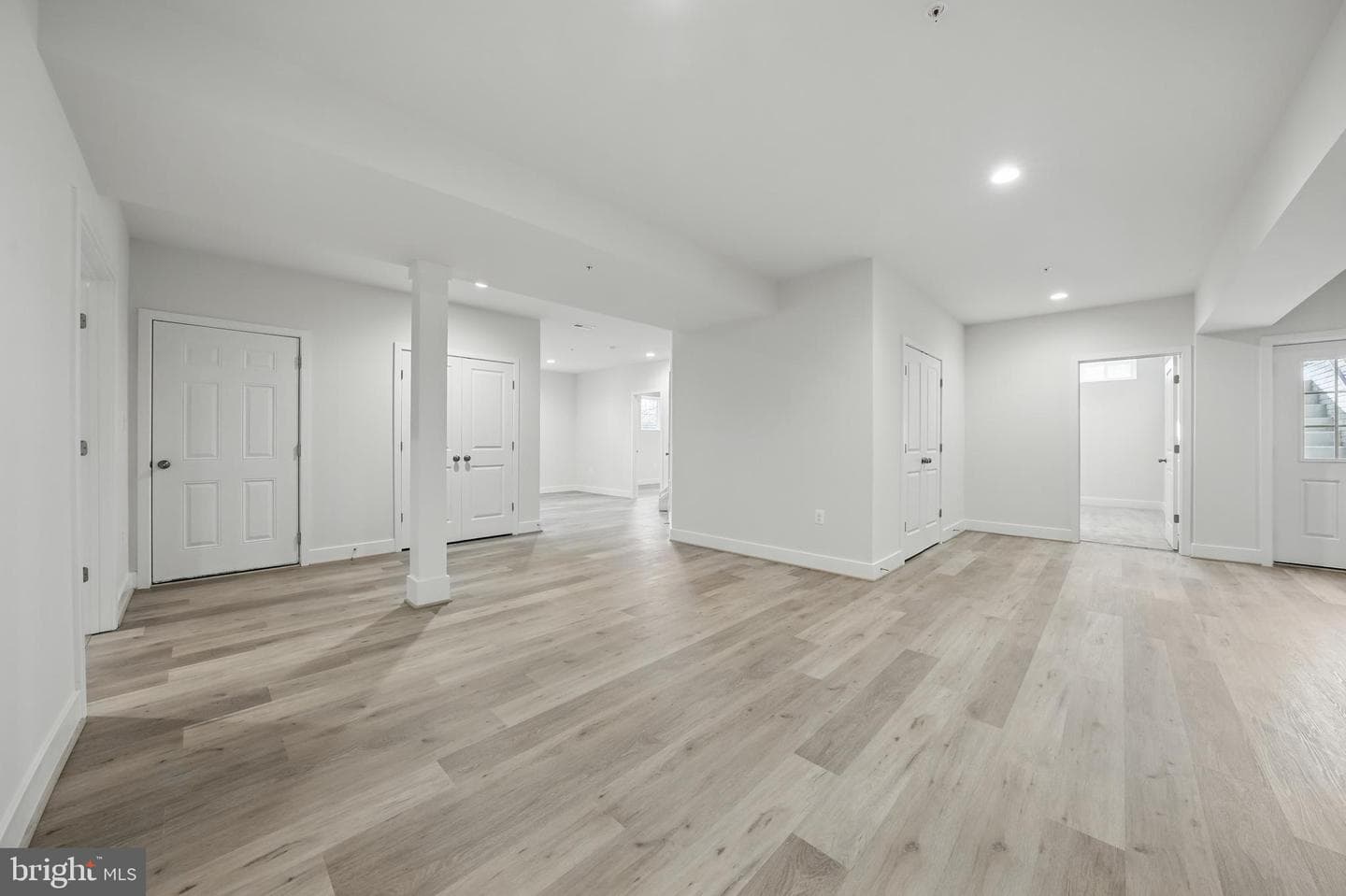 8504 Wendy Street photo 37