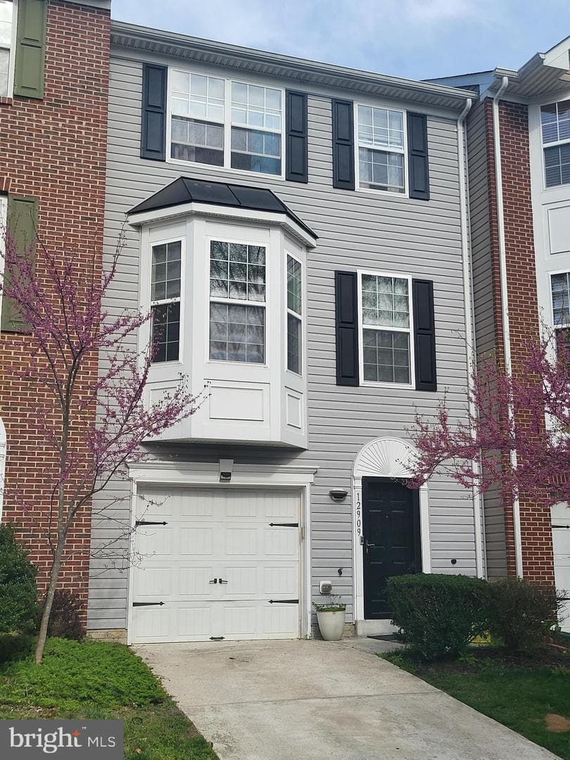 12909 Center Park Way photo 1