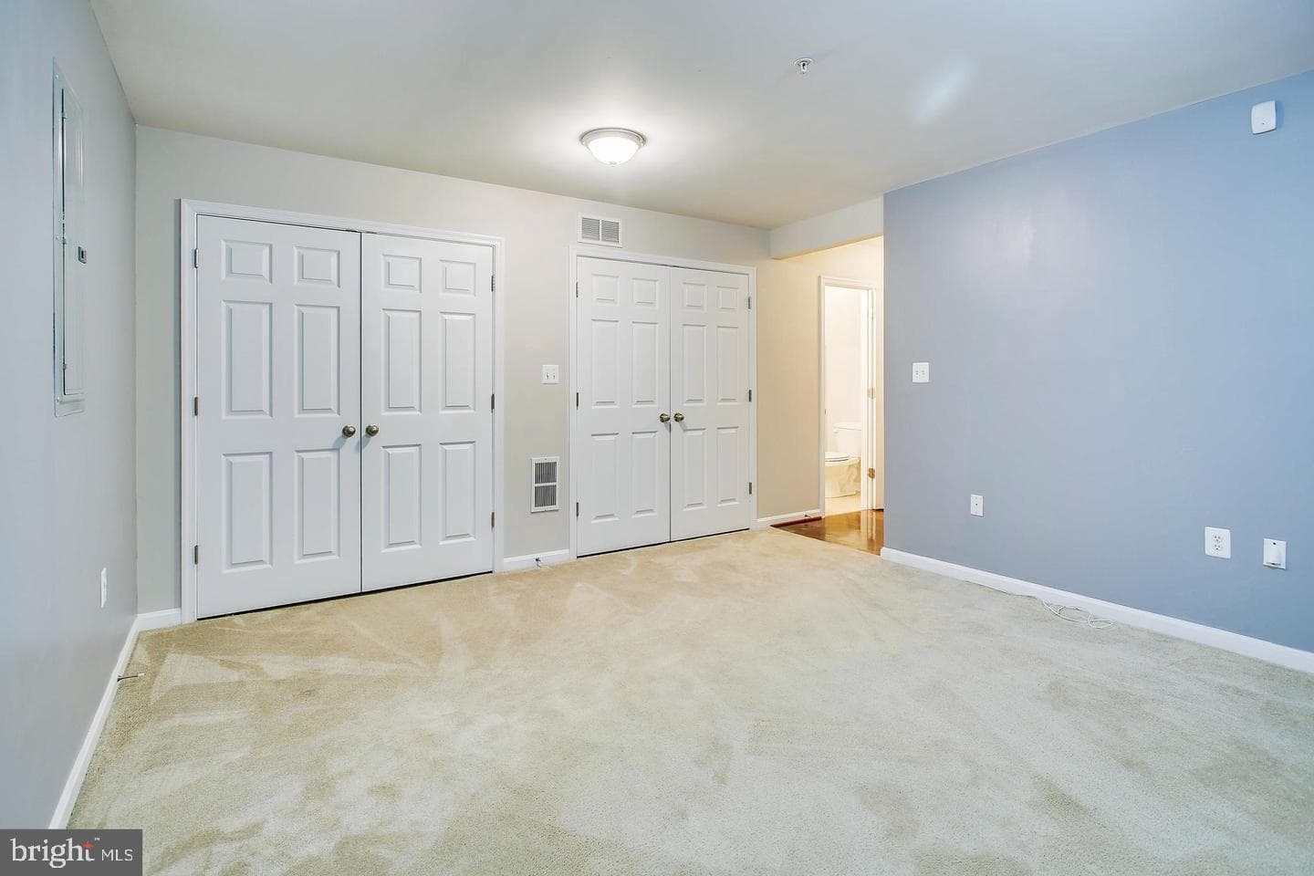 12909 Center Park Way photo 7
